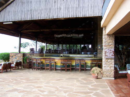 seating area & restaurant